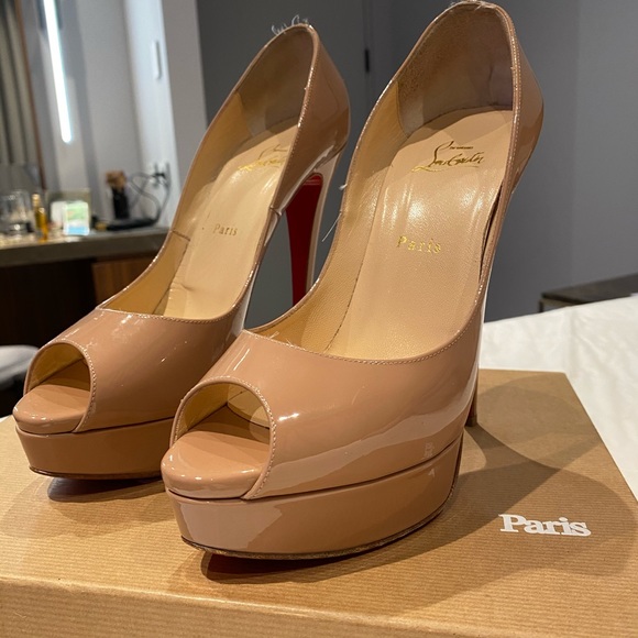 Christian Louboutin Peep Toe - Picture 3 of 7